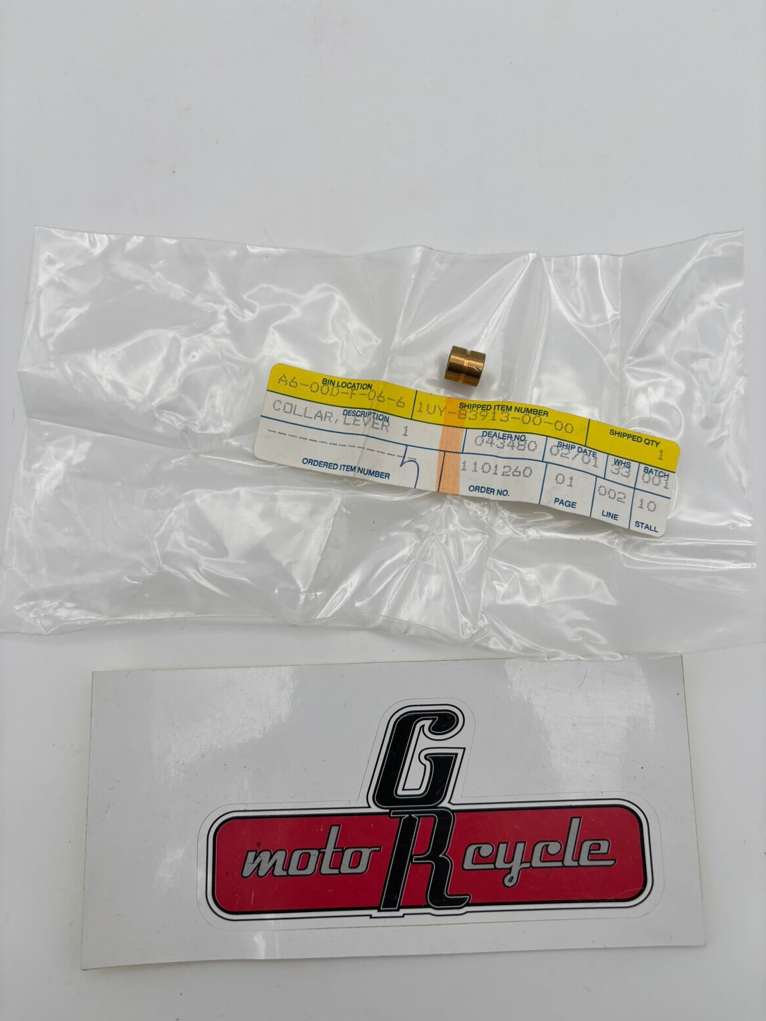 YAMAHA LEVER COLLAR 1UY-83913-00-00 Y274