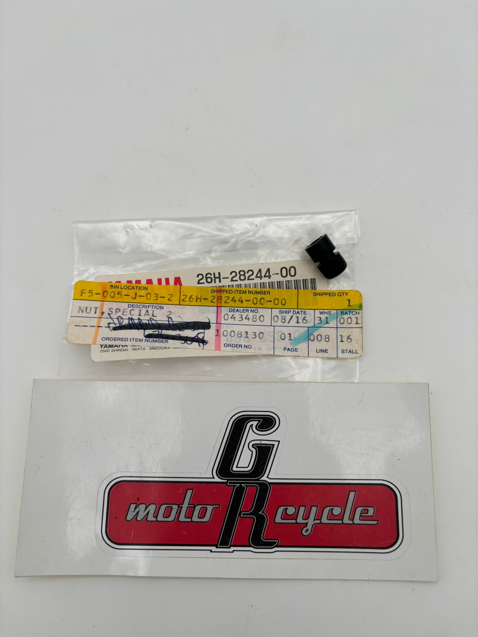 YAMAHA SPECIAL NUT 26H-28244-00-00 Y274