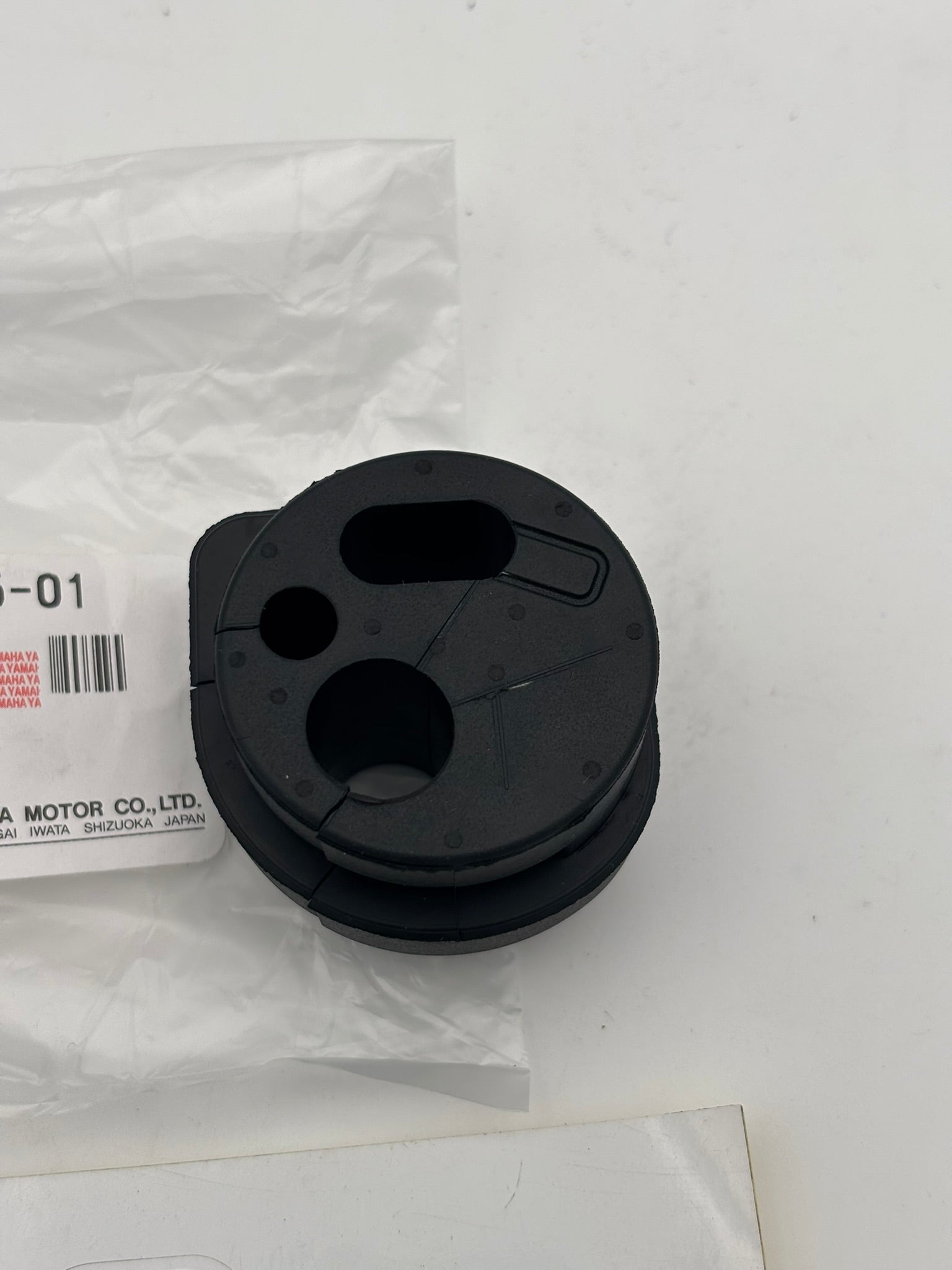 YAMAHA GROMMET SUB 6CJ-42725-00-00 6CJ-42725-01-00 Y276