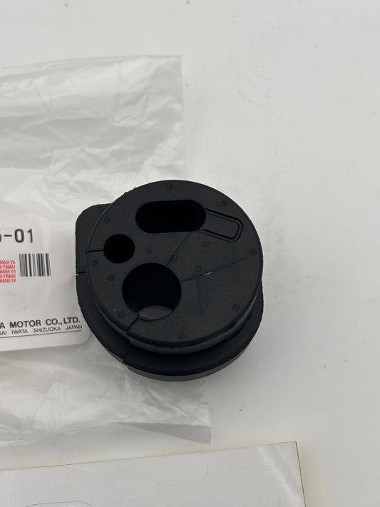 YAMAHA GROMMET SUB 6CJ-42725-00-00 6CJ-42725-01-00 Y276