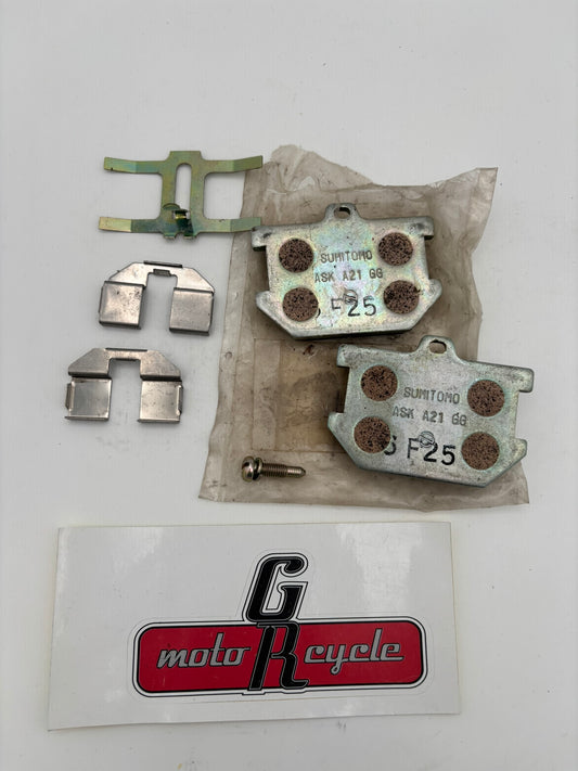 YAMAHA FRONT BRAKE PAD KIT SUB 1J3-W0045-00-00 4K0-W0045-01 4K0-W0045-02 1J3-20000-13-00 Y276