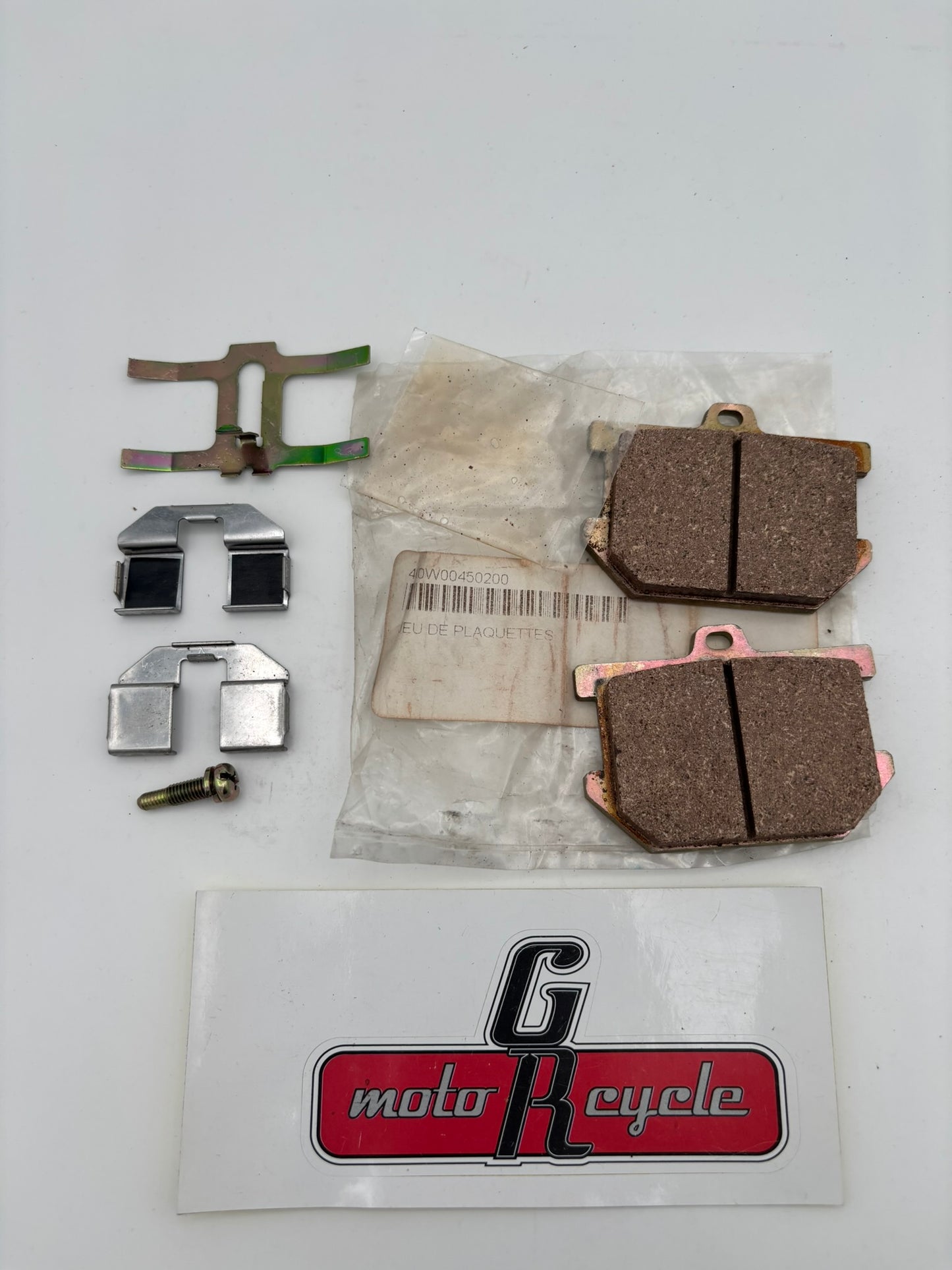 YAMAHA FRONT BRAKE PAD KIT SUB 4K0-W0045-01-00 4K0-W0045-02-00 1J3-W0045-00-00 Y276