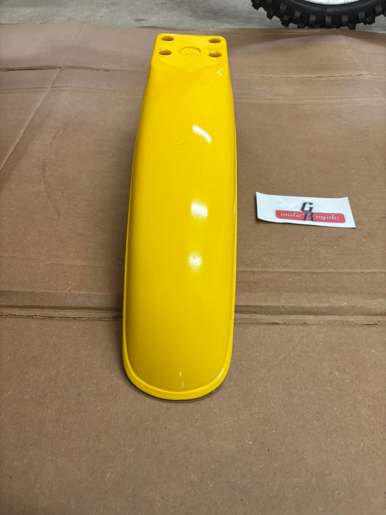 SUZUKI  TM FRONT FENDER 53111-28300-163 SBOX