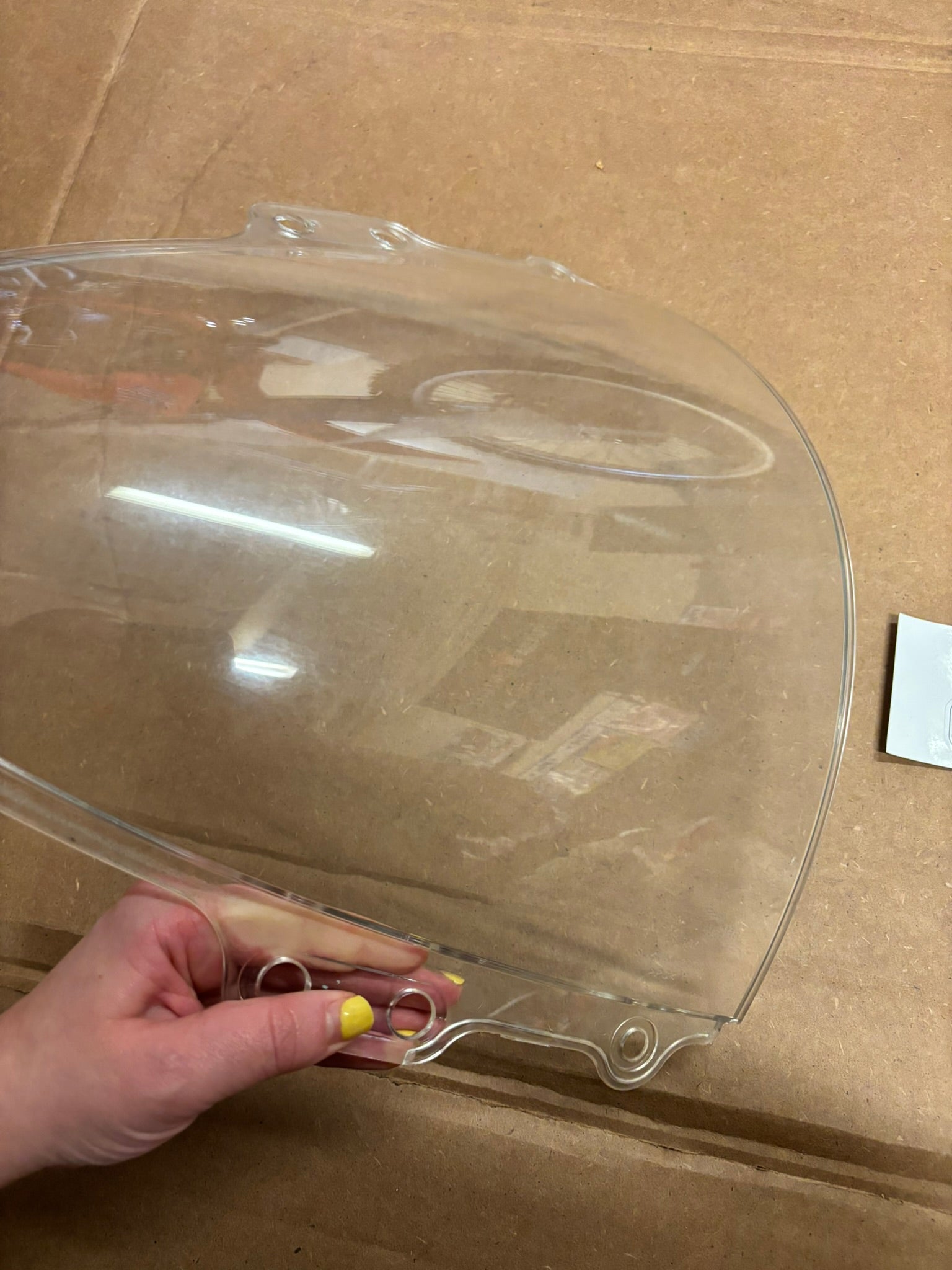 SUZUKI USED WINDSHIELD WINDSCREEN 94611-29G00 SBOX