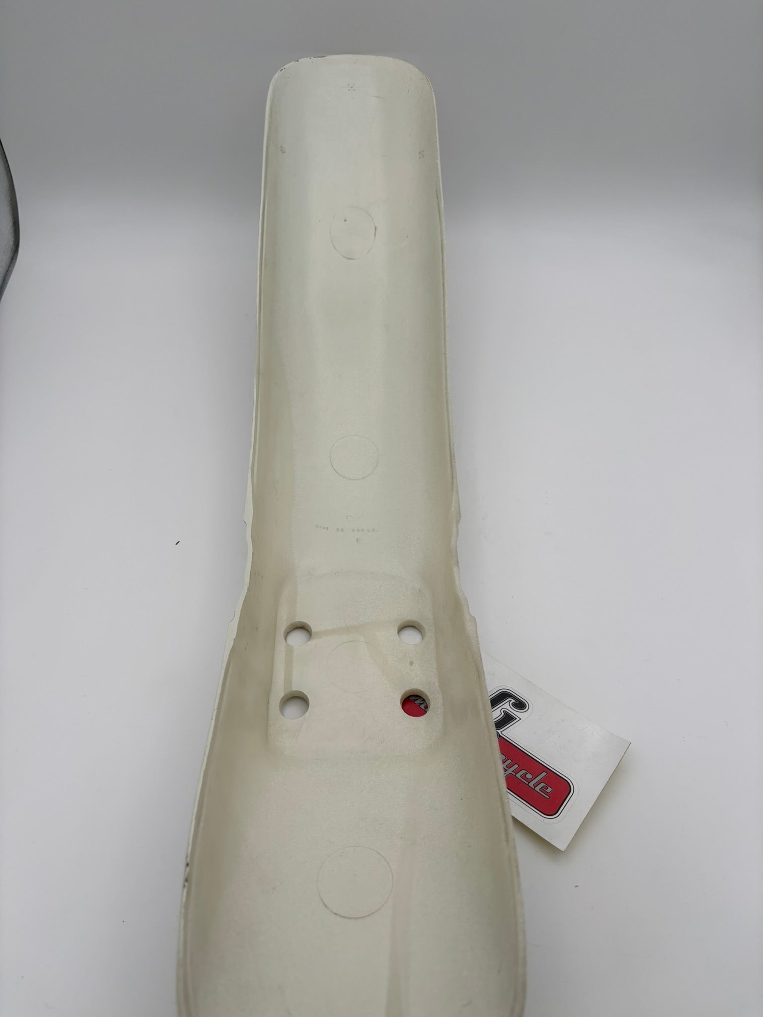 SUZUKI FRONT FENDER SUB 53111-32201-189 53111-32202-13L 53111-32200-189 S59