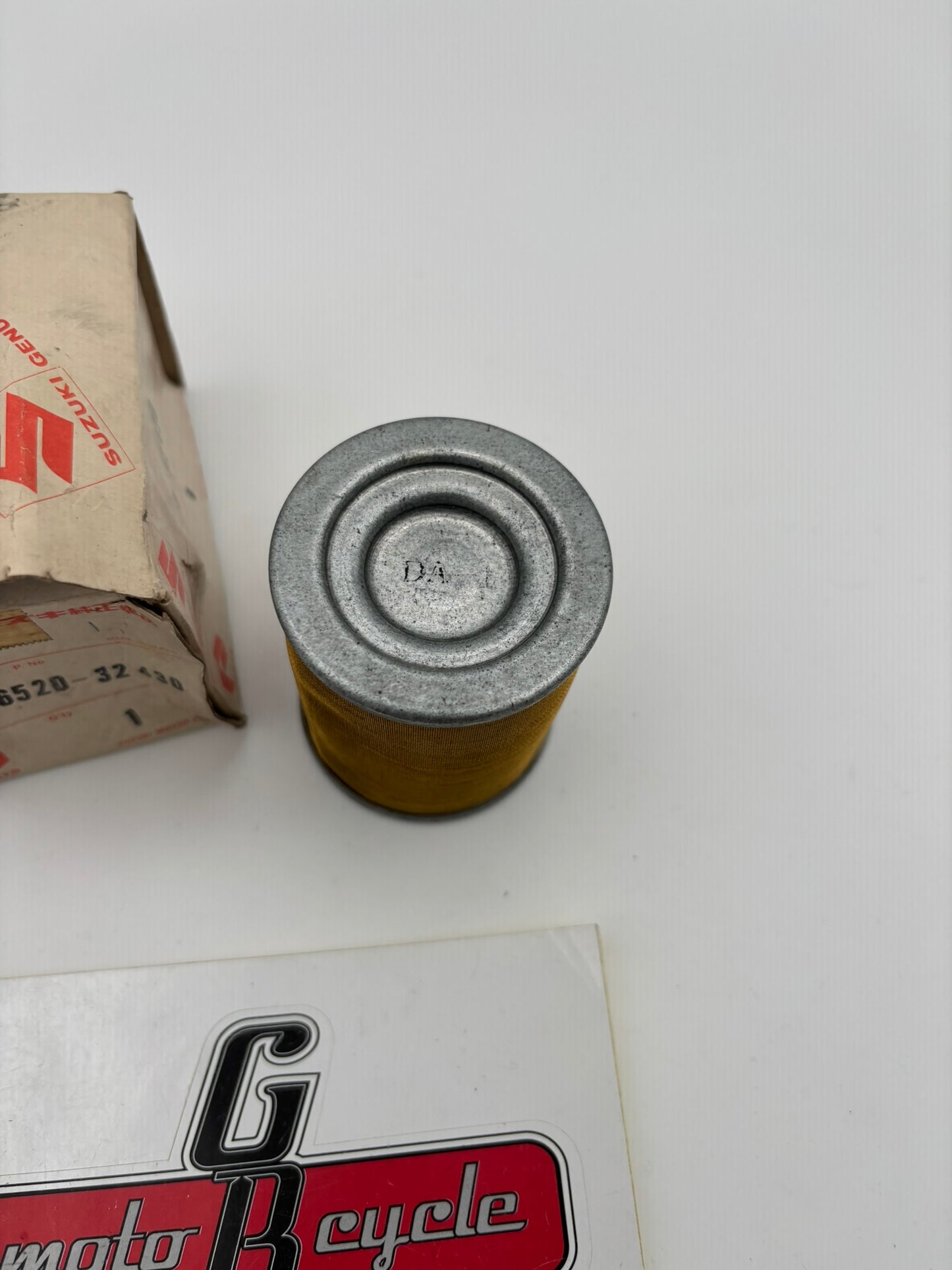 SUZUKI OIL STRAINER FILTER 16520-32430 S61