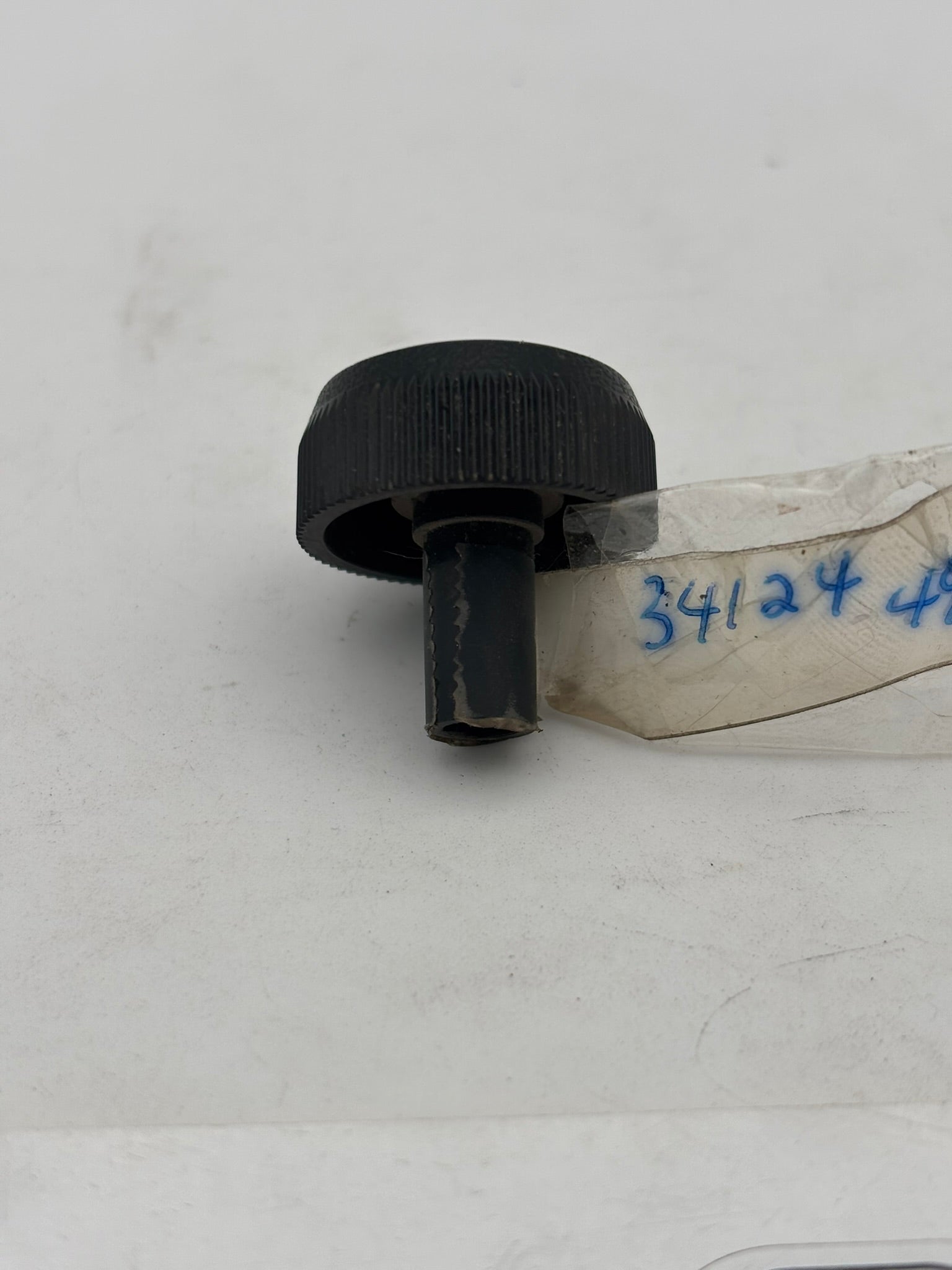 SUZUKI TRIP METER KNOB 34124-49000 S70