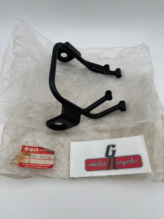 SUZUKI HEAD LAMP BRACKET 51530-25C00 S71