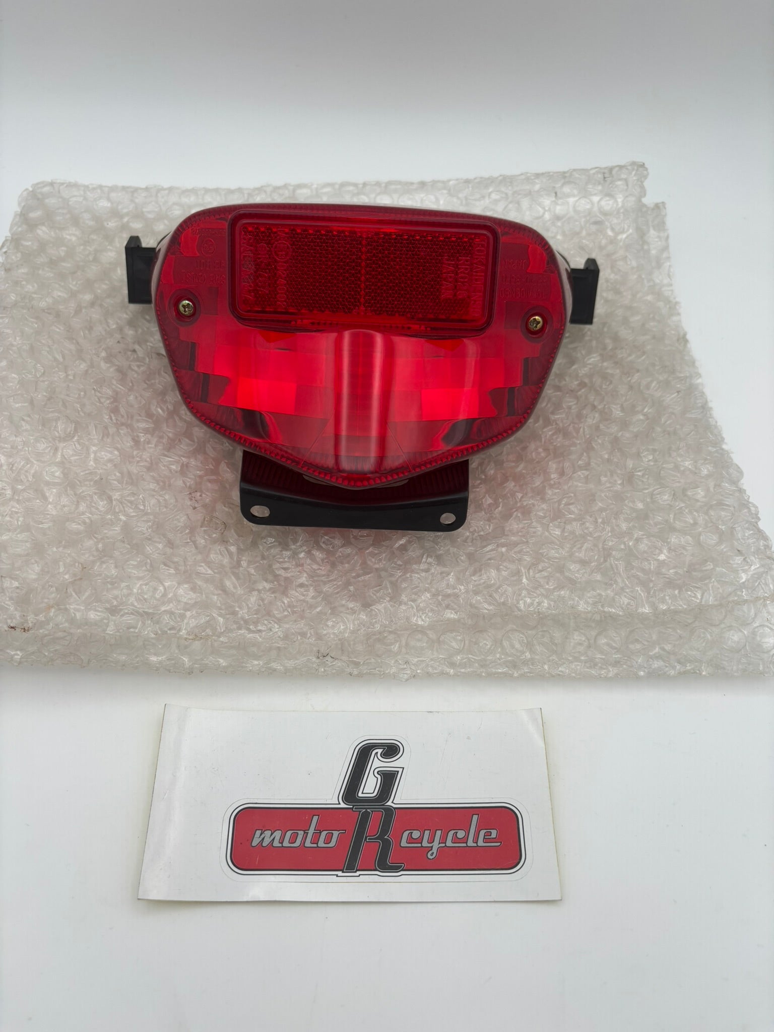 SUZUKI REAR LAMP (CUT WIRES) 35710-35F01-I S71