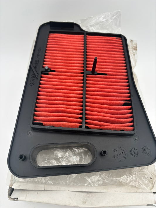 SUZUKI AIR CLEANER FILTER (DAMAGED) 13781-05H00-D S74
