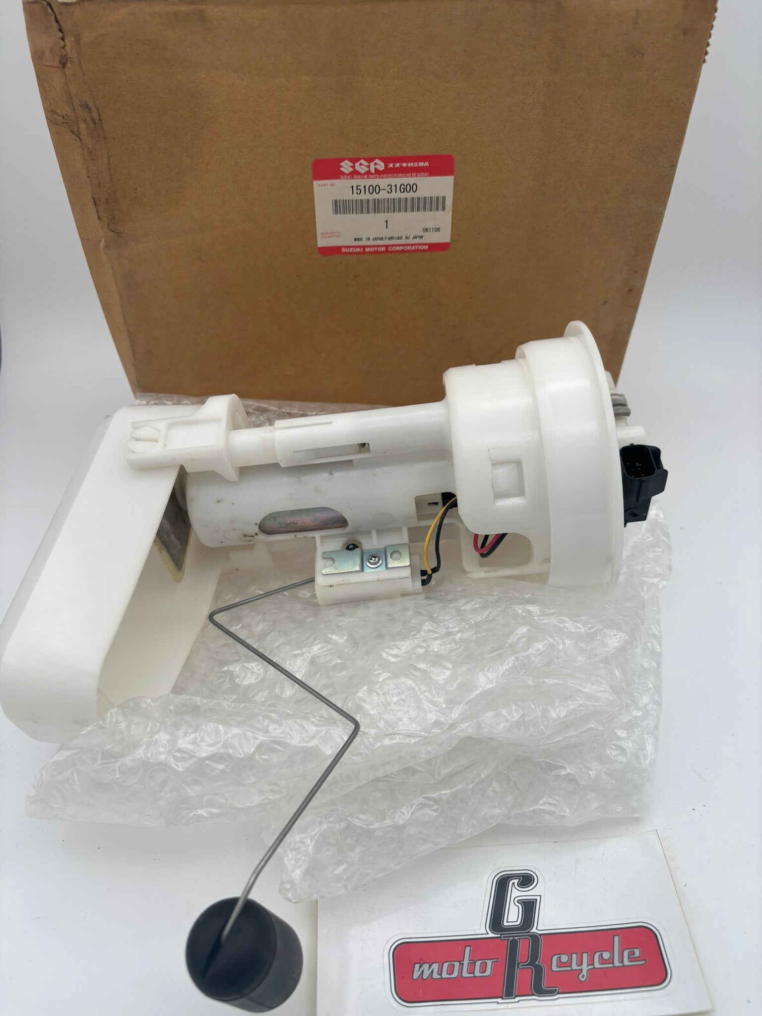 SUZUKI USED FUEL PUMP ASSY SUB 15100-31G03 15100-31G04 15100-31G00-U S74