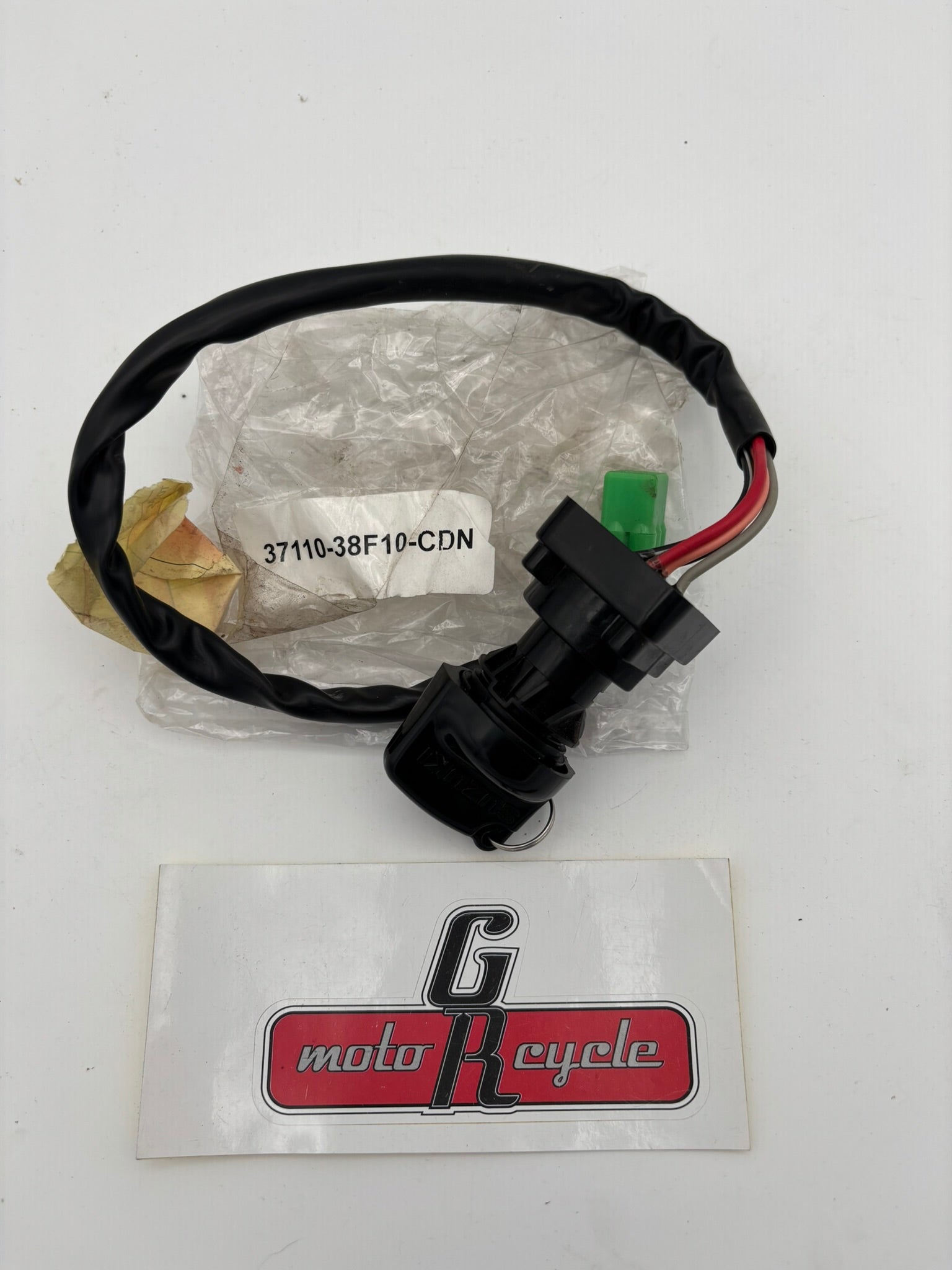 SUZUKI USED IGNITION SWITCH SUB 37110-38F00 37110-38F01 37110-38F10-U S76