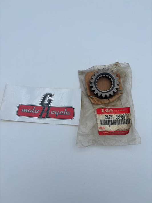SUZUKI 2ND DRIVE GEAR 24221-35F00 S77