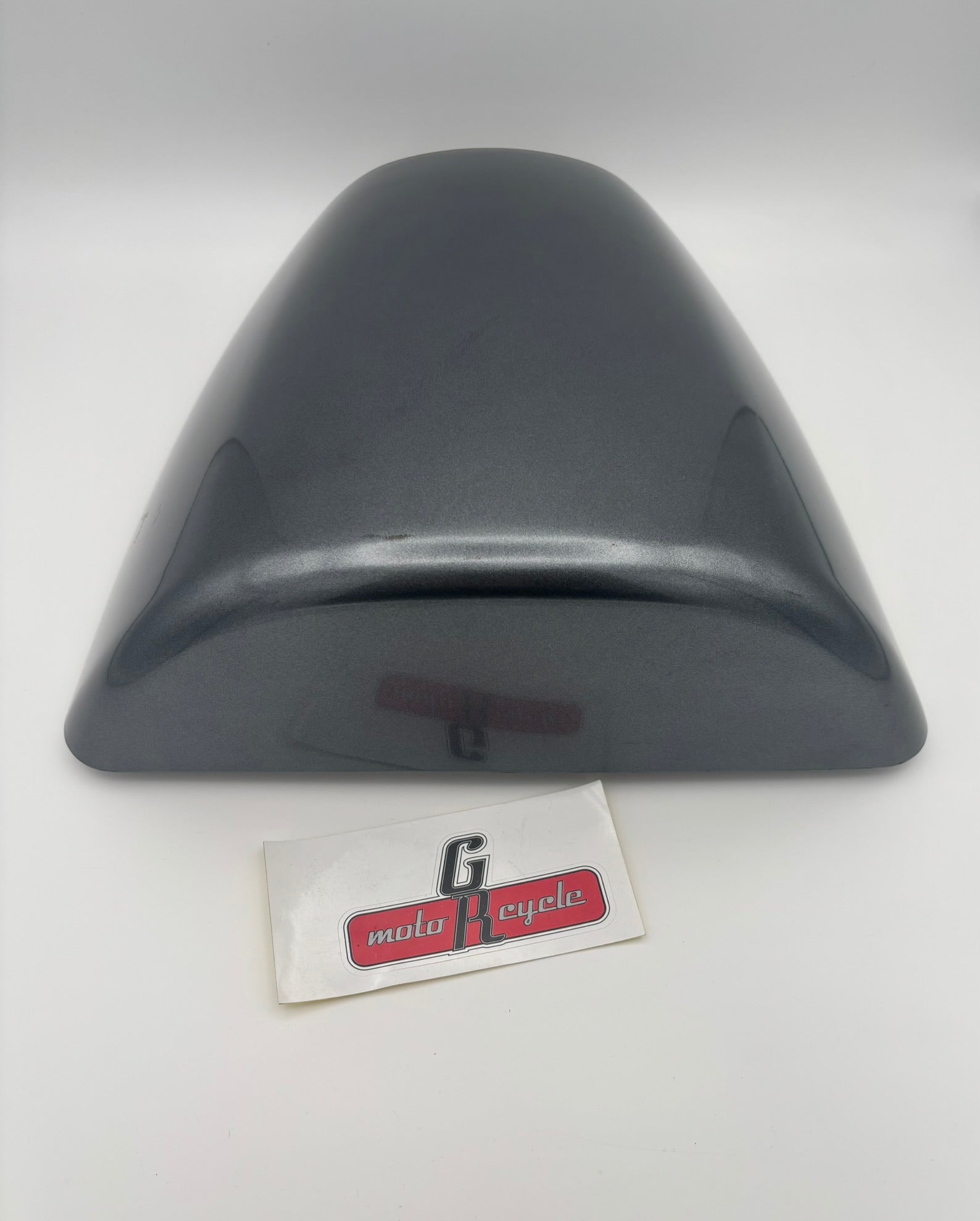 SUZUKI USED SEAT TAIL BOX (GRAY) 45550-33E00-17U-U S78