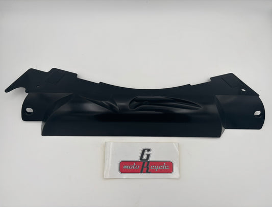SUZUKI FRONT LOWER COWL COVER 94457-35F00 S78