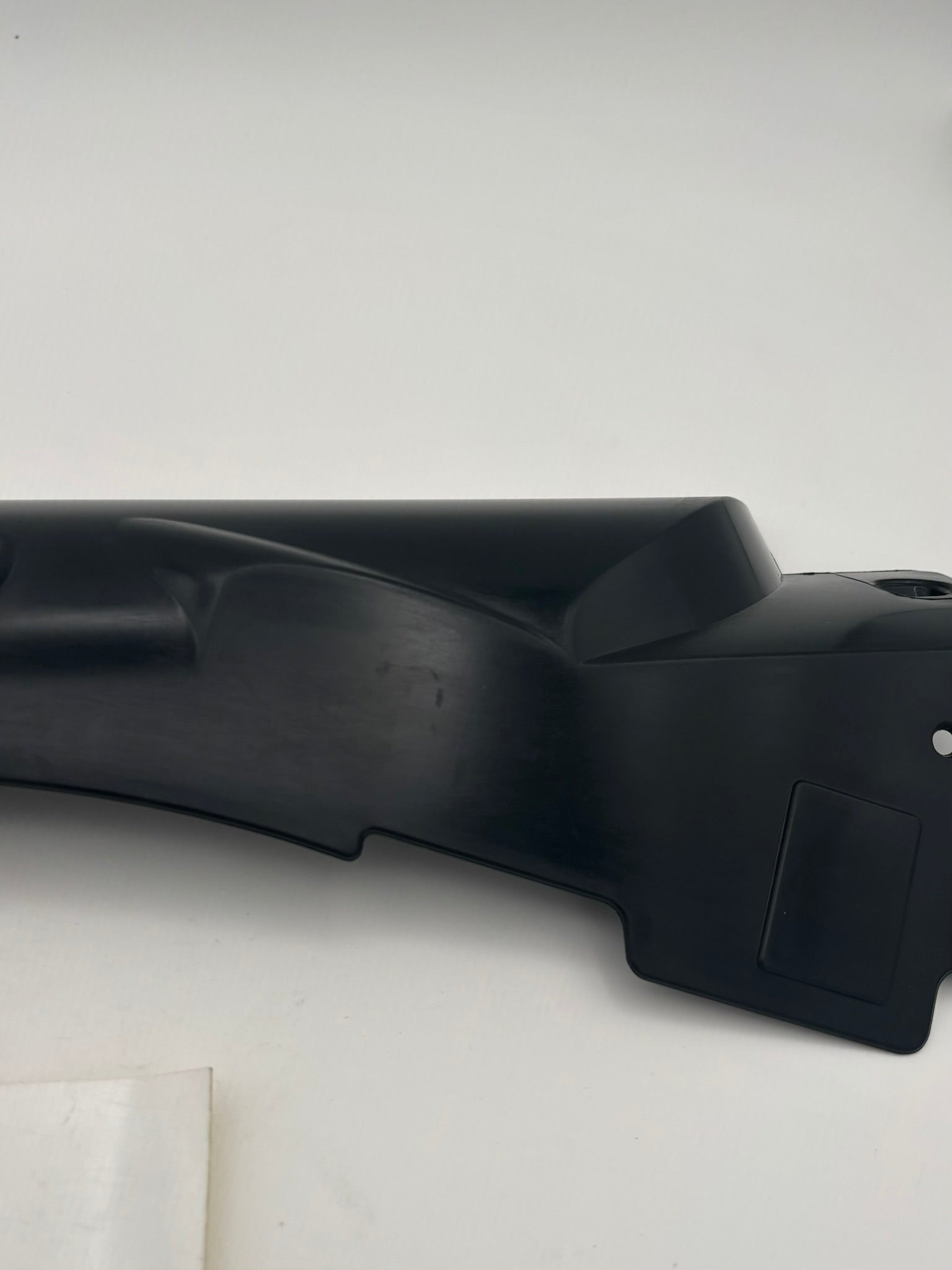 SUZUKI FRONT LOWER COWL COVER 94457-35F00 S78