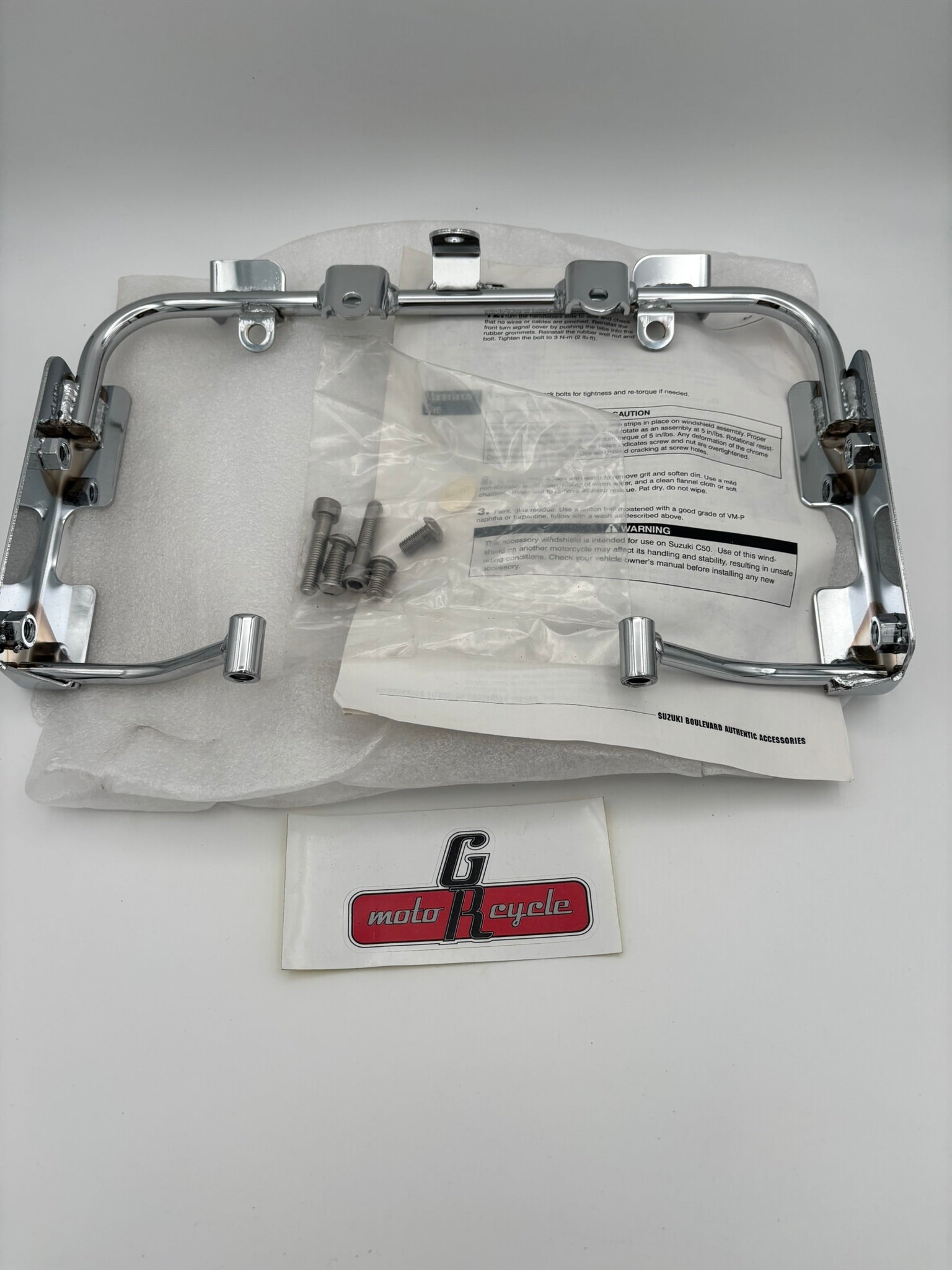 SUZUKI WINDSHIELD MOUNT HARDWARE KIT (INCOMPLETE) SUB 990A0-70022 990A0-70002-I S79