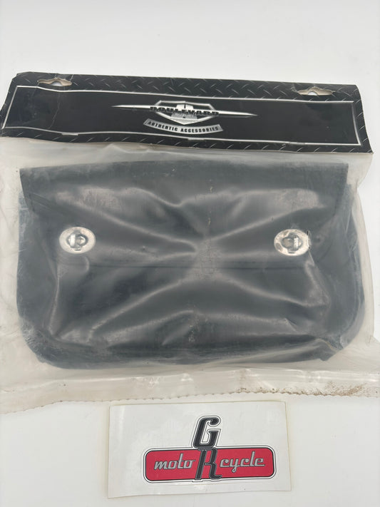 SUZUKI BOULEVARD CLASSIC WINDSHIELD BAG 990A0-77013 S81