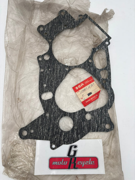SUZUKI CRANKCASE GASKET SUB 11481-25301 11481-25300 S83