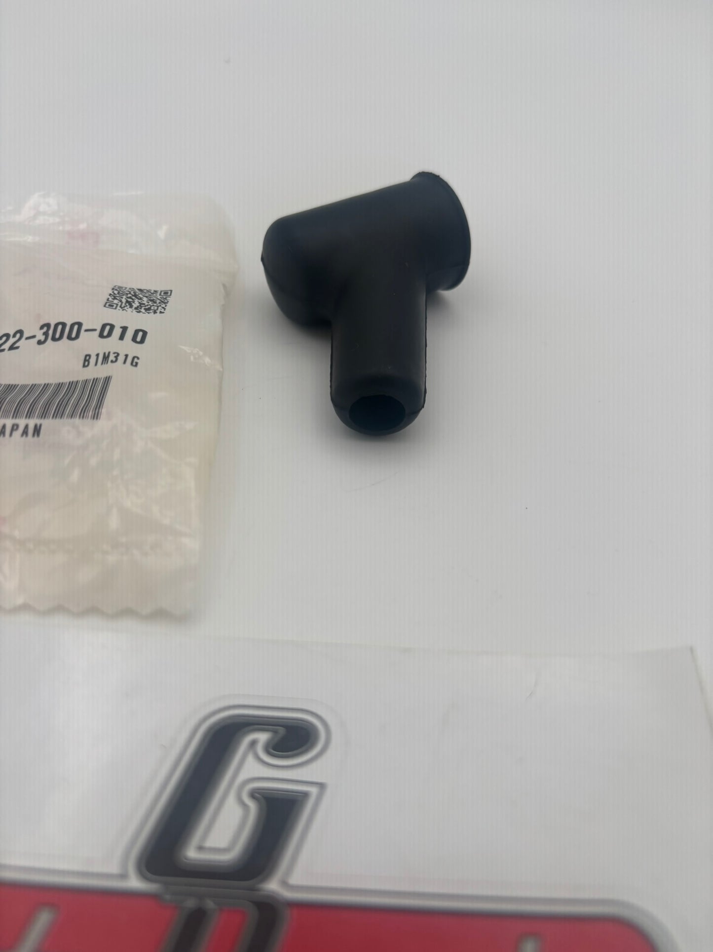 HONDA MASTER CYLINDER BOOT 45522-300-010 H24