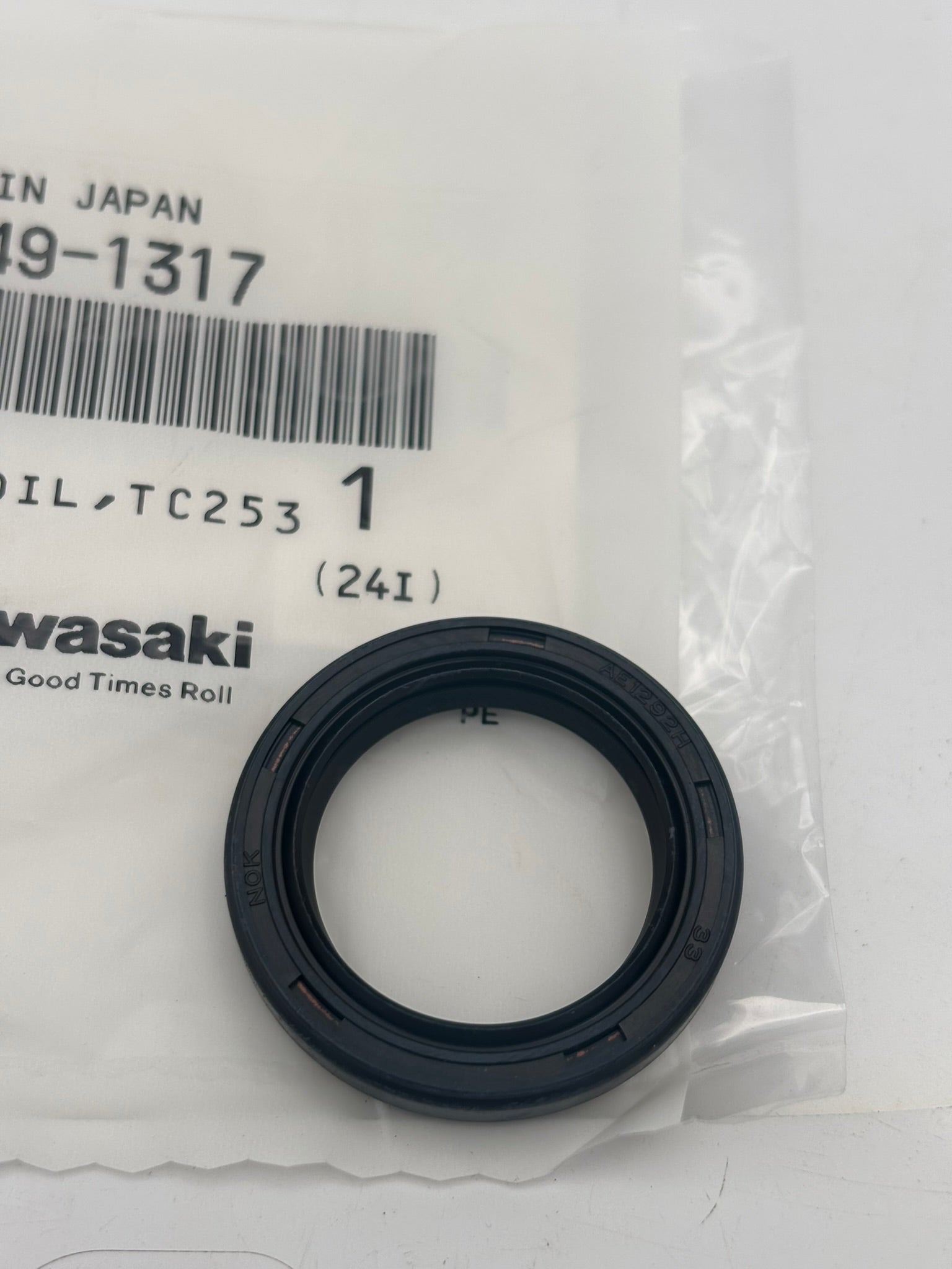 KAWASAKI OIL SEAL TC25356 SUB 92049-1175 92049-1317 K13