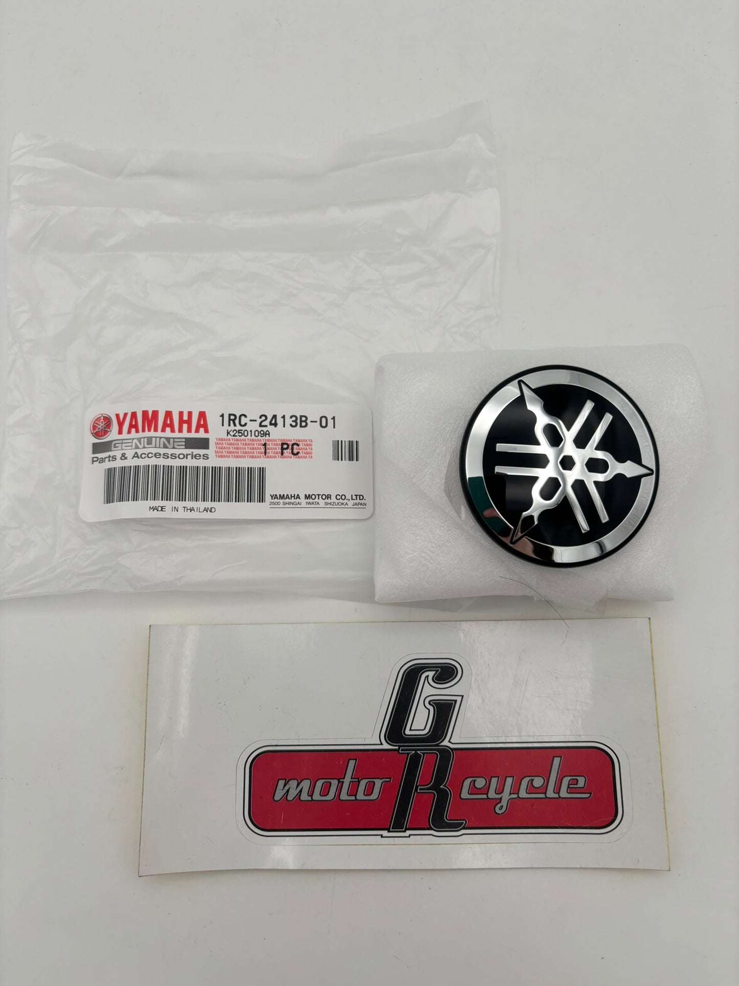 YAMAHA EMBLEM SUB 1RC-2413B-00-00 1RC-2413B-02-00 1RC-2413B-01-00 Y129