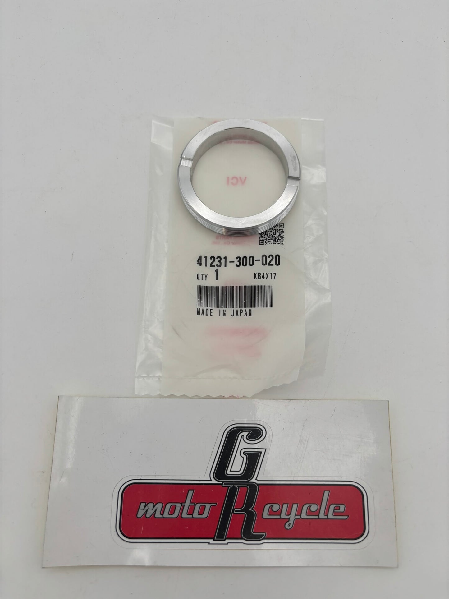 HONDA REAR WHEEL RETAINER 41231-300-020 H64