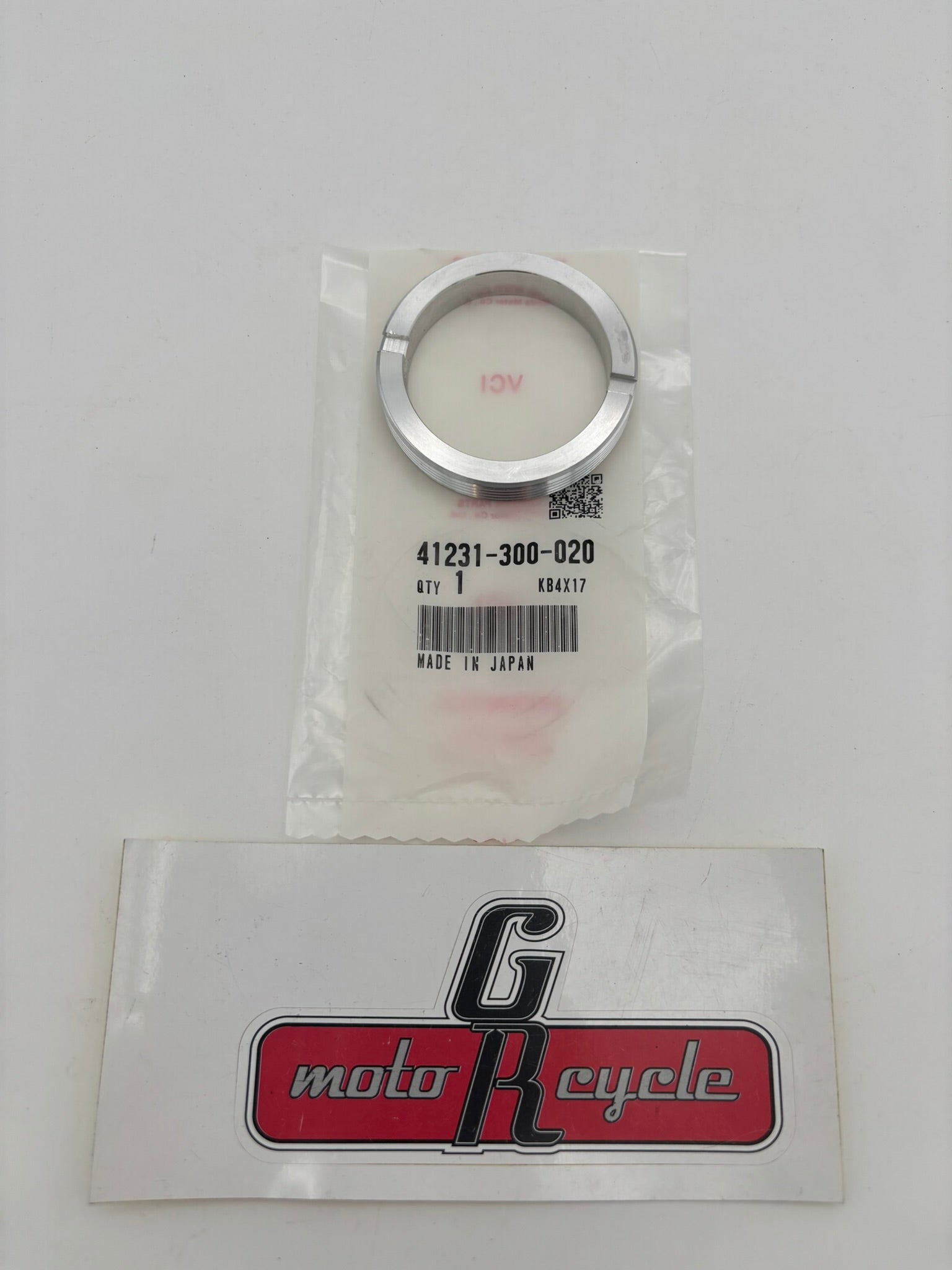 HONDA REAR WHEEL RETAINER 41231-300-020 H64