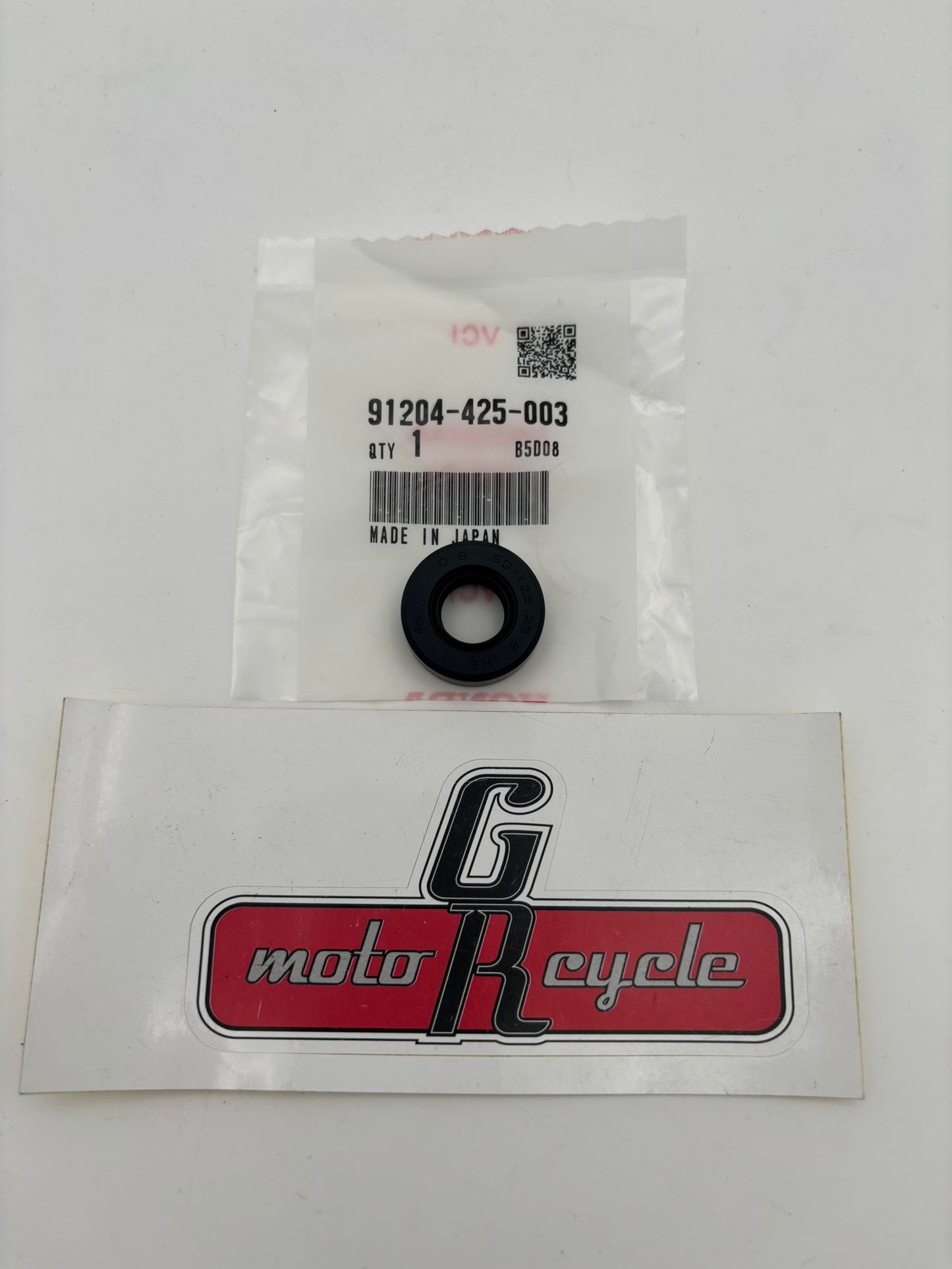 HONDA OIL SEAL (12.5X25X8) 91204-425-003 H57