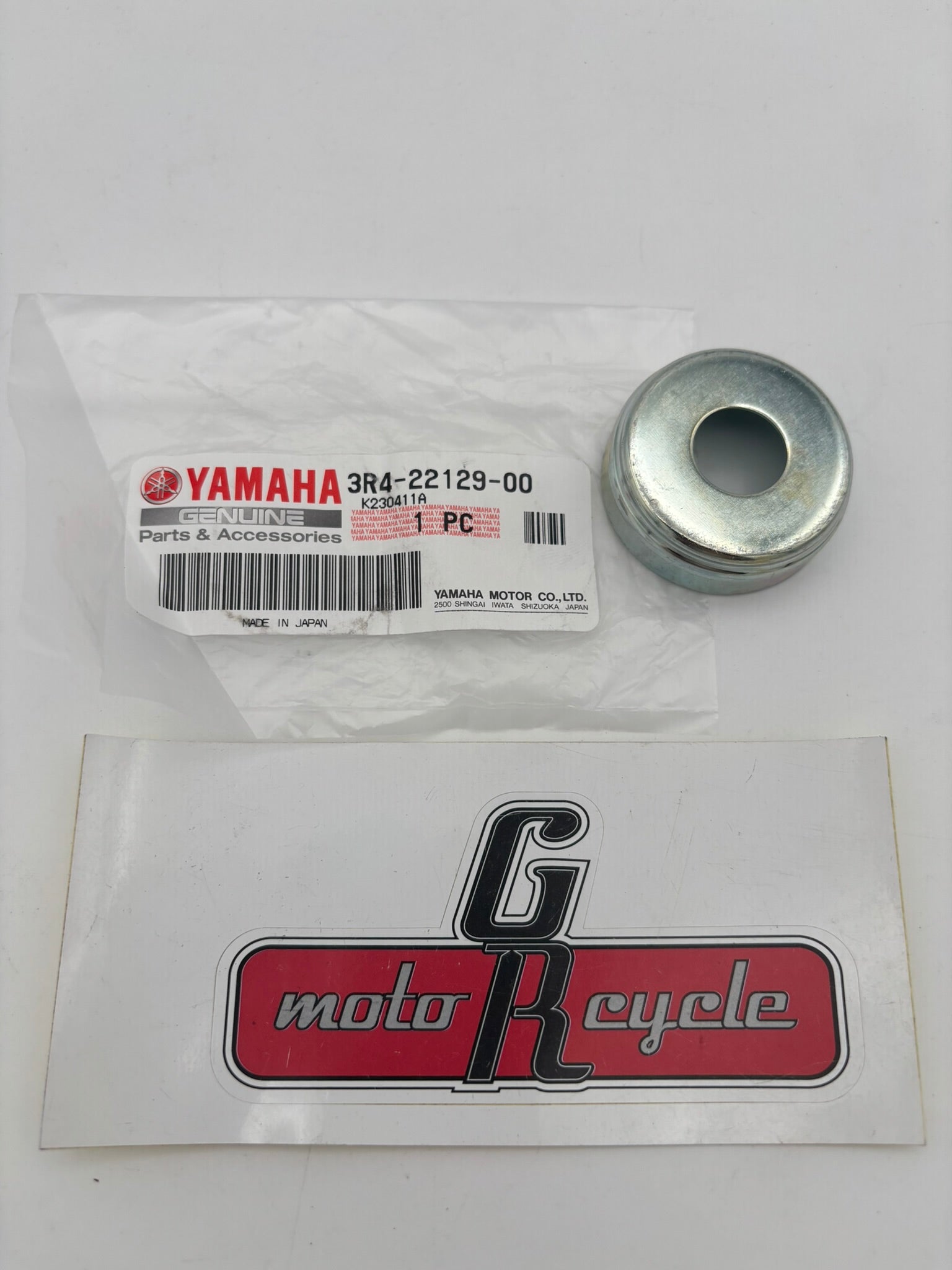 YAMAHA THRUST COVER 3R4-22129-00-00 Y93