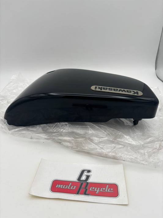 KAWASAKI USED RIGHT HAND SIDE COVER EBONY 36001-1646-H8-U K43