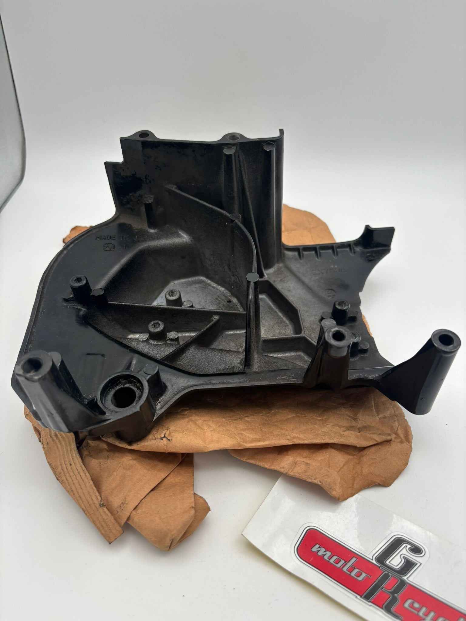 KAWASAKI USED CHAIN COVER BLACK 14026-1084-U K44