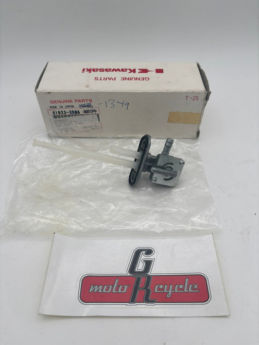 KAWASAKI FUEL TAP VALVE PETCOCK ASSY SUB 51023-1349 51023-0728 51023-1146 K45