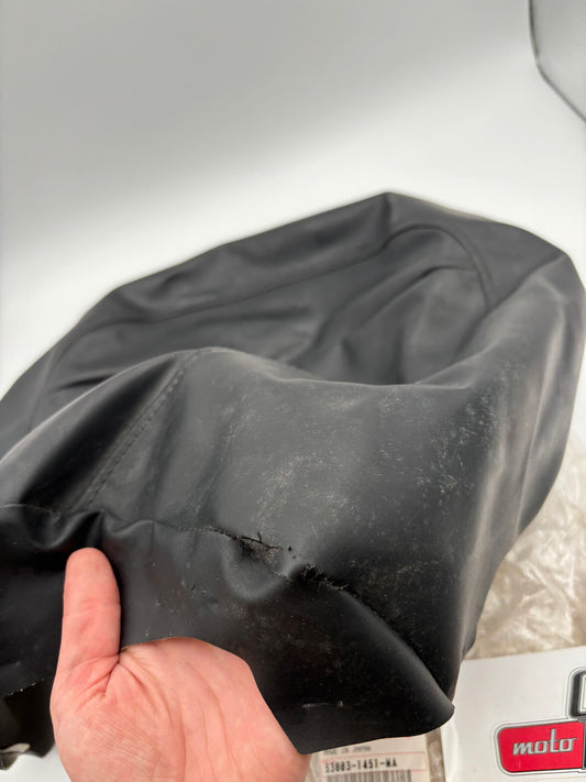 KAWASAKI USED FRONT SEAT LEATHER BLACK 53003-1451-MA-U K46