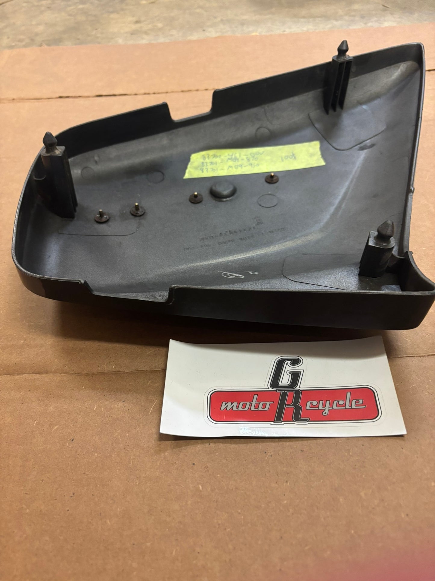 HONDA USED LH SIDE COVER 83701-MB9-870 83701-MB9-950 83700-463-000-U H221