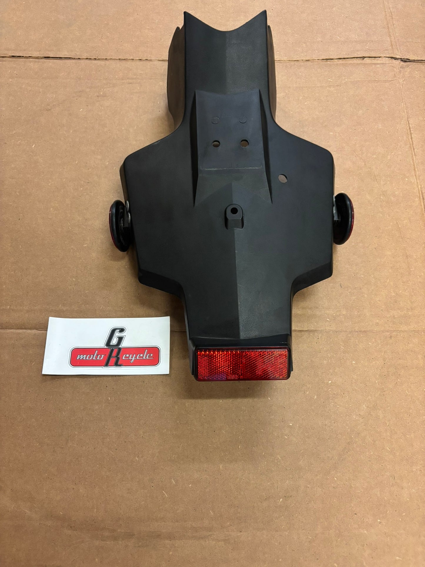 HONDA USED REAR FENDER A ASSY 80130-MCW-A00-U H221