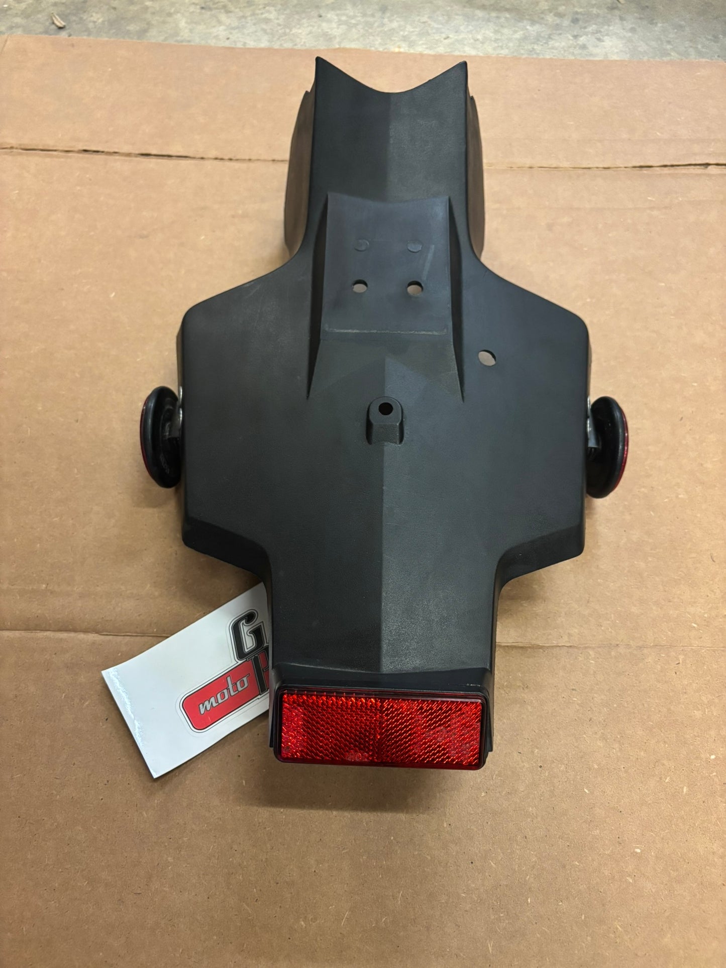 HONDA USED REAR FENDER A ASSY 80130-MCW-A00-U H221