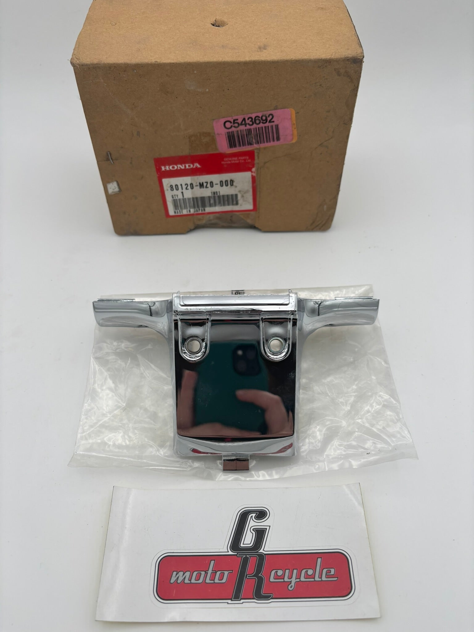 HONDA LICENSE LIGHT BRACKET 80120-MZ0-000 H222