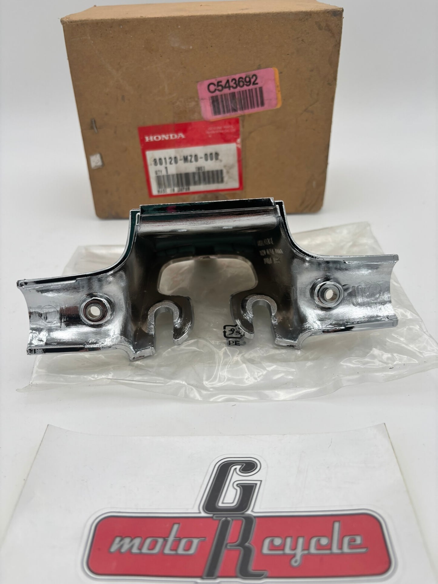 HONDA LICENSE LIGHT BRACKET 80120-MZ0-000 H222