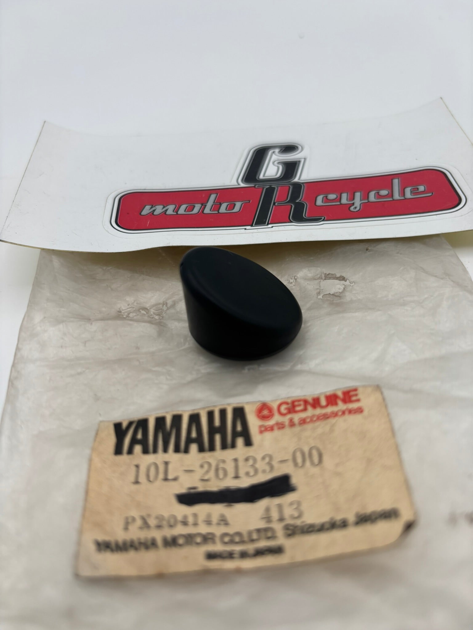 YAMAHA HANDLEBAR CABLE CAP 10L-26133-00-00 Y1