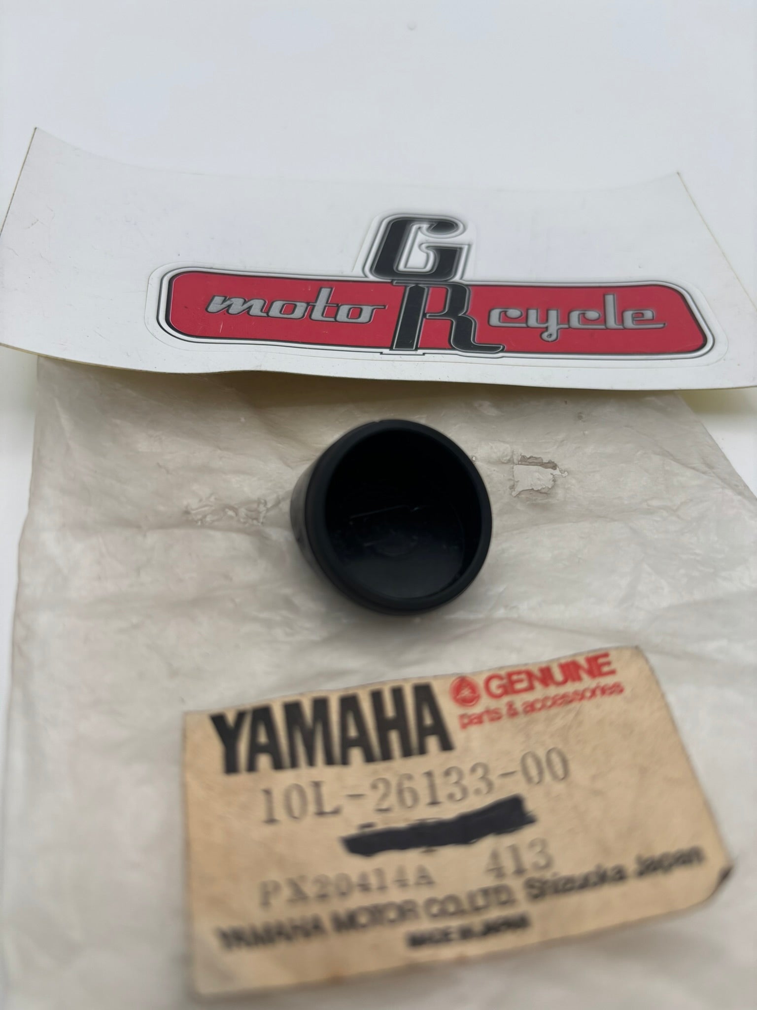 YAMAHA HANDLEBAR CABLE CAP 10L-26133-00-00 Y1