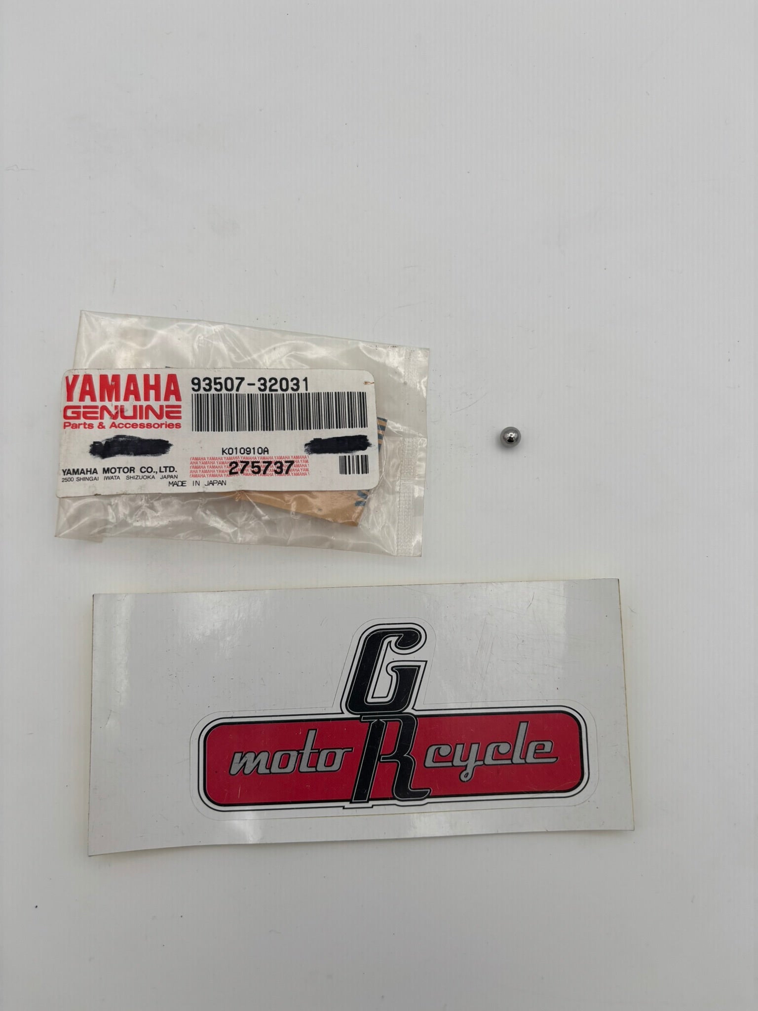YAMAHA BALL (SUB 93507-32009-00 ) 93507-32031-00 Y1