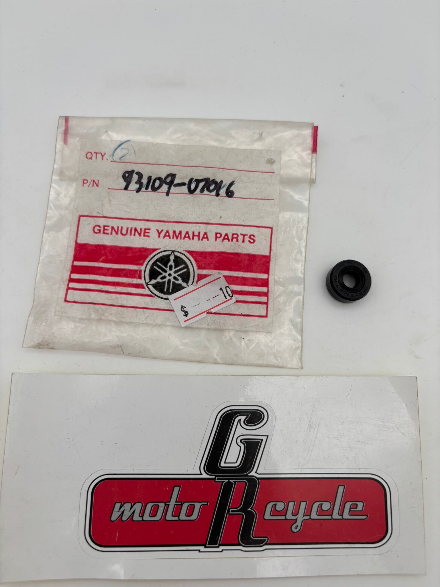 YAMAHA OIL SEAL (1L9) (SUB 93102-06254-00 ) 93109-07016-00 Y3