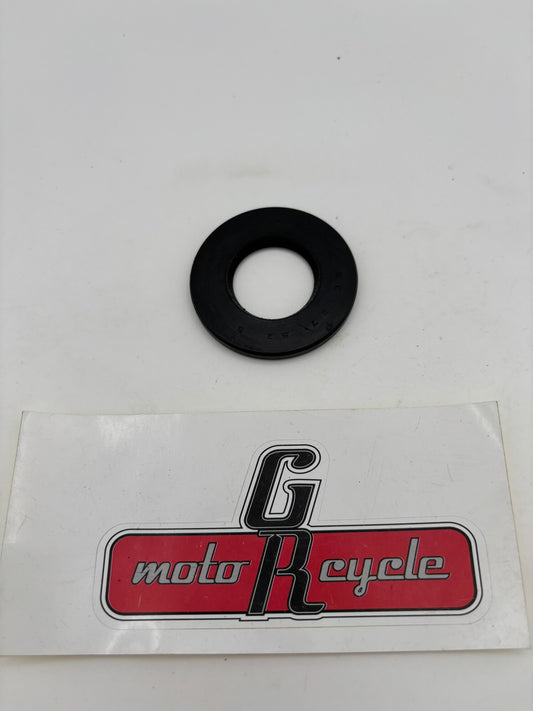 YAMAHA OIL SEAL (27X52X5-256) 93104-27026-00 Y3