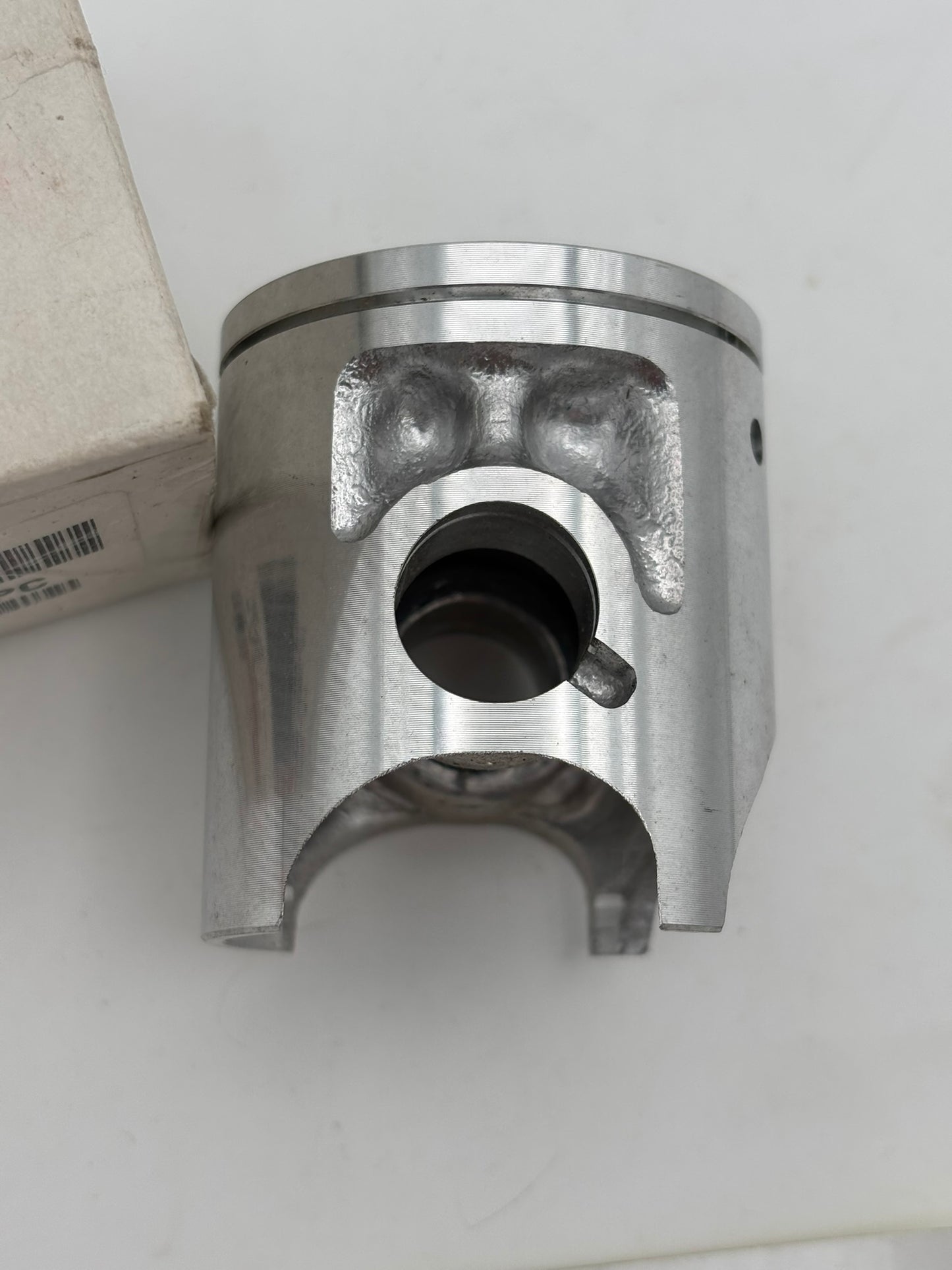 YAMAHA PISTON .25 1ST O/S (SUB 1J4-11635-00-00 2K5-11635-00-00 ) 3R2-11635-01-00 Y4