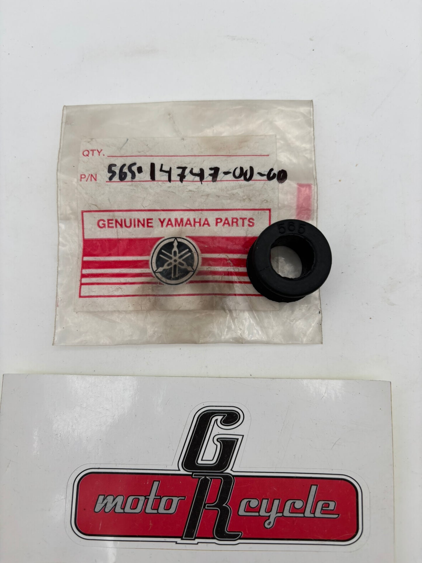 YAMAHA DAMPER (SUB 5L9-E4747-00-00 ) 565-14747-00-00 Y4