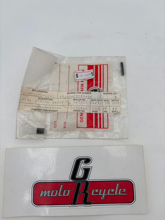YAMAHA SPRING PIN (SUB 91690-25016-00 ) 91609-25015-00 Y4