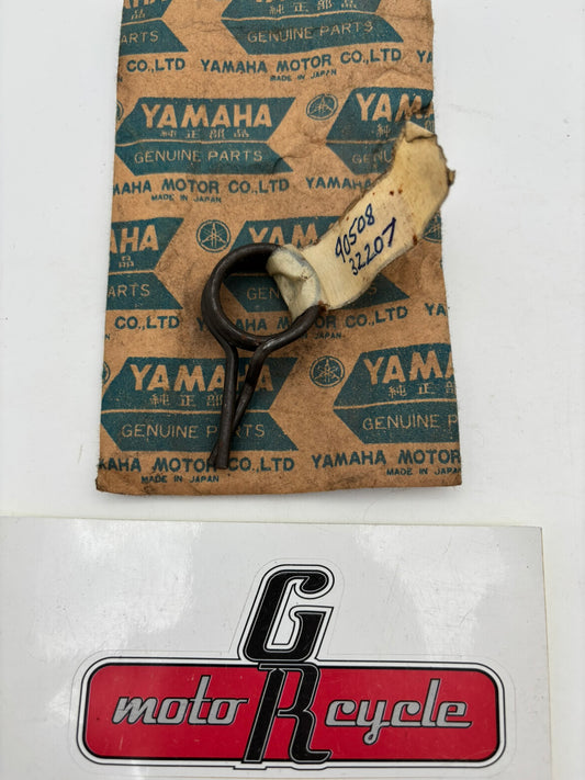 YAMAHA TORSION SPRING (SUB 132-18124-00-00 ) 90508-32207-00 Y4