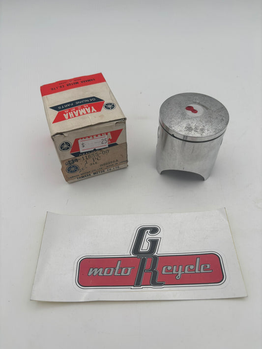 YAMAHA PISTON 50.25MM 1ST O/S (SUB 2K5-11635-00-00 3R2-11635-01-00 ) 1J4-11635-00-00 Y32