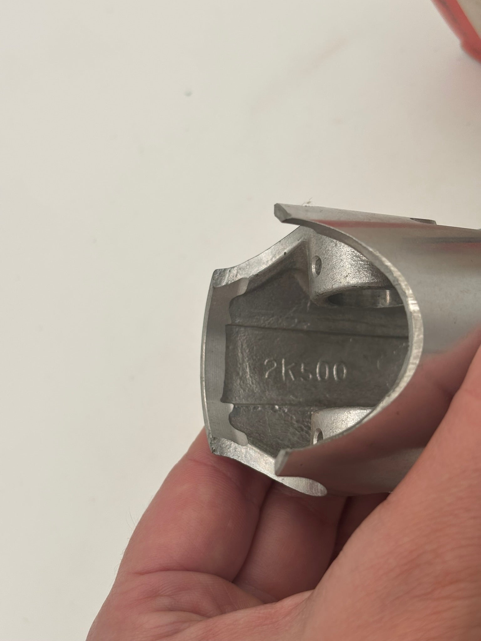 YAMAHA PISTON .25 1ST O/S (SUB 3R2-11635-01-00 1J4-11635-00-00 ) 2K5-11635-00-00 Y32